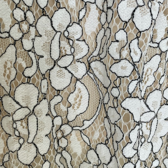 NWT Anthropologie Flower Lace Top - Picture 10 of 11